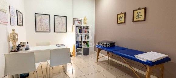 4 rooms Commercial property in Turin, Italy No. 311446 14