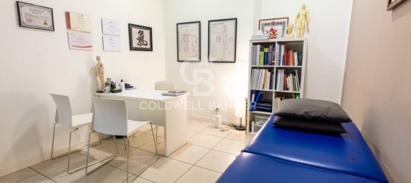 4 rooms Commercial property in Turin, Italy No. 311446 15