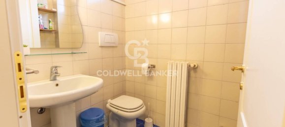 4 rooms Commercial property in Turin, Italy No. 311446 18