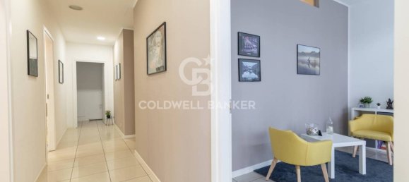 4 rooms Commercial property in Turin, Italy No. 311446 8