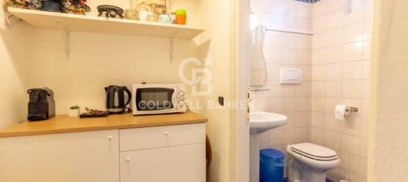 4 rooms Commercial property in Turin, Italy No. 311446 21