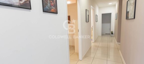 4 rooms Commercial property in Turin, Italy No. 311446 6