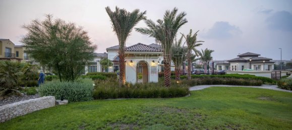 Villa de 2 dormitorios en Mirdif, UAE No. 7907 8