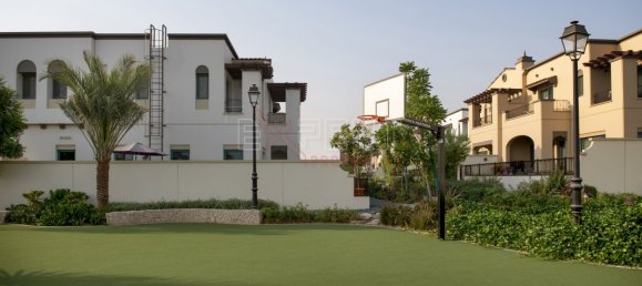 Villa de 2 dormitorios en Mirdif, UAE No. 7907 10