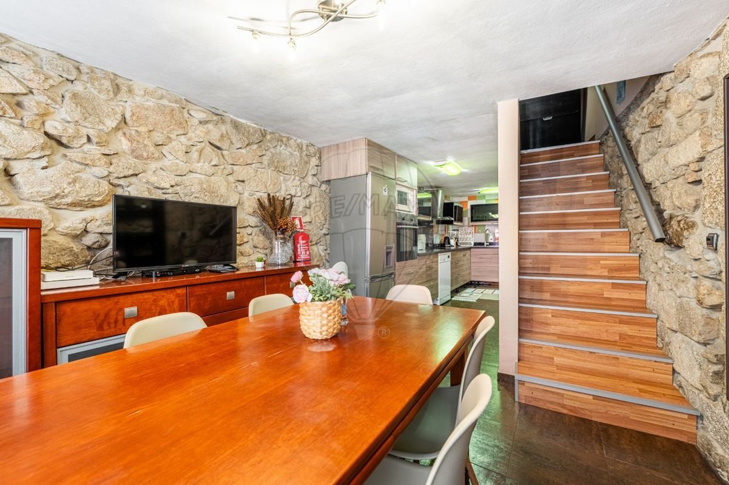 Gebäude in Barcelos, Portugal 84m², Nr. 32315