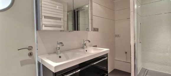 2 Schlafzimmer Wohnung in Issy-les-Moulineaux, France, Nr. 187779 7