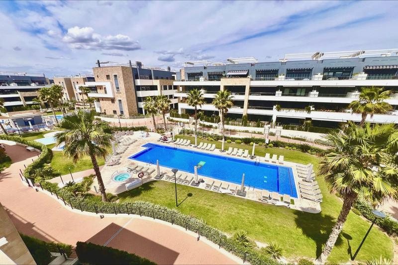 2 bedrooms Penthouse in Alicante, Spain No. 219040
