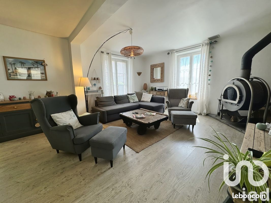 Casa de 6 divisões em Saint-Gengoulph, France N.º 157431