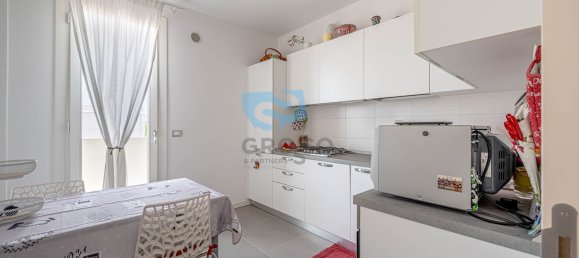 5 bedrooms Apartment in Treviso, Italy No. 354947 9