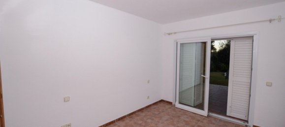 Villa de 5 dormitorios en Cádiz, Spain No. 140398 33