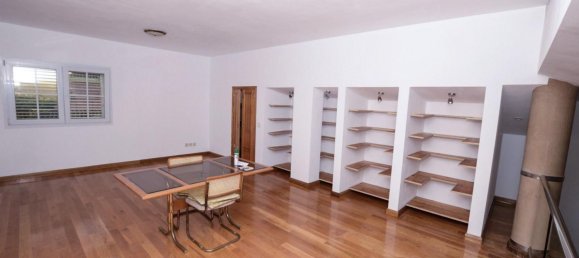 Villa de 5 dormitorios en Cádiz, Spain No. 140398 16