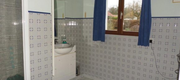 6 rooms Castles in Saint-Martin-Choquel, France No. 84200 10