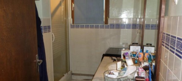 6 rooms Castles in Saint-Martin-Choquel, France No. 84200 7