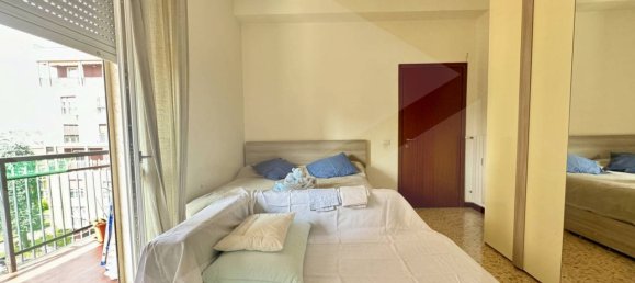 3 rooms Apartment in San Giuliano Milanese, Italy No. 27127 4