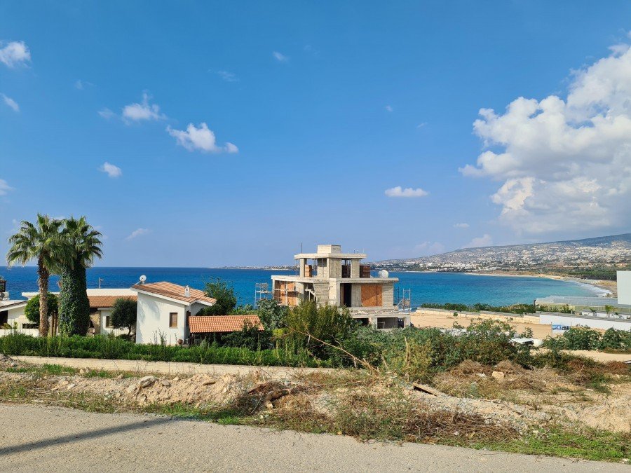 5 bedrooms Villa in Paphos, Cyprus No. 9966