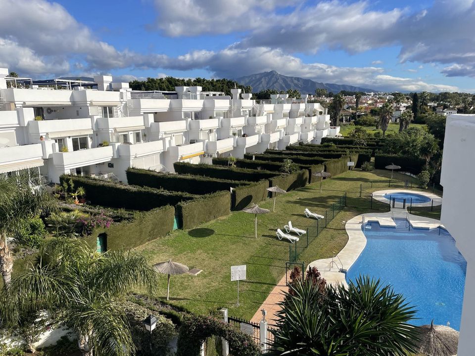 3 Schlafzimmer Penthouse in Estepona, Spain, Nr. 280802