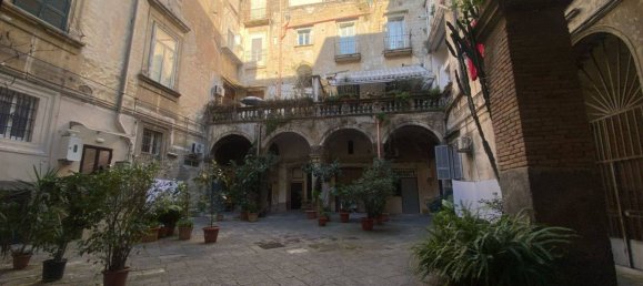 2 bedrooms Apartment in Naples, Italy No. 96977 5