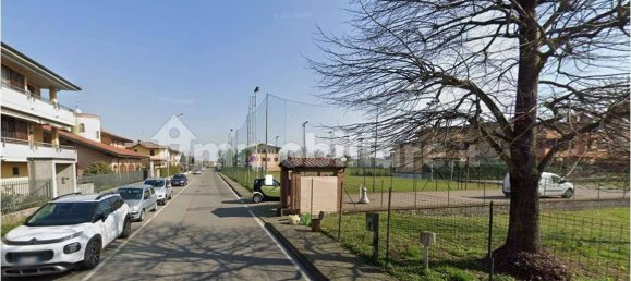 1-Zimmer Garage in Mulazzano, Italy, Nr. 274645 4