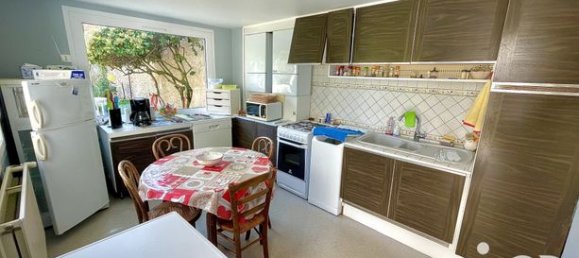 2 bedrooms House in Le Blanc, France No. 315513 2