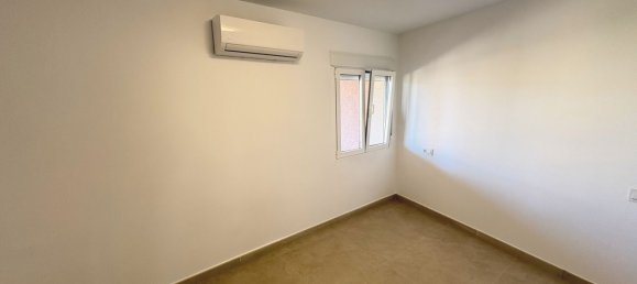 Квартира с 2 спальнями в Камарма де Эстеруэлас, Испания № 168997 13