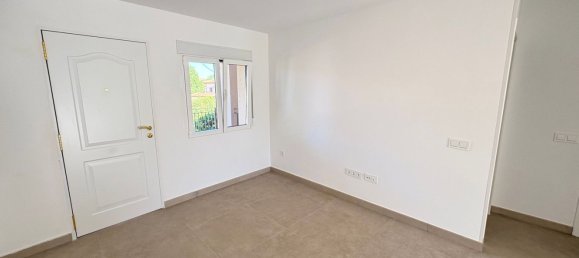 Квартира с 2 спальнями в Камарма де Эстеруэлас, Испания № 168997 3