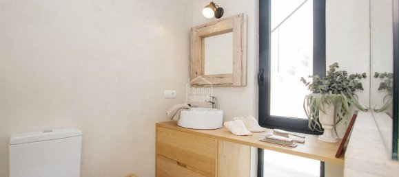 4 bedrooms Villa in Mahon, Spain No. 10900 10