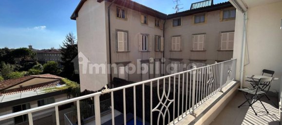 3 bedrooms Apartment in Bergamo, Italy No. 354332 3