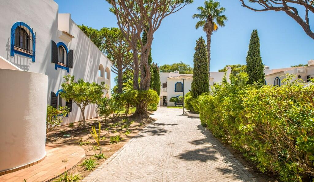 2 bedrooms Apartment in Almancil, Portugal No. 267708