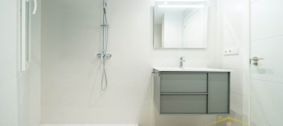 4 Schlafzimmer Wohnung in Alicante, Spain, Nr. 158869 142