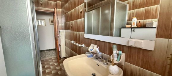 3 bedrooms Apartment in Bologna, Italy No. 330567 9