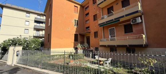 3 bedrooms Apartment in Bologna, Italy No. 330567 16