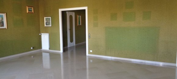 5 bedrooms Apartment in Rome, Italy No. 325719 8