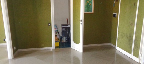 5 bedrooms Apartment in Rome, Italy No. 325719 3