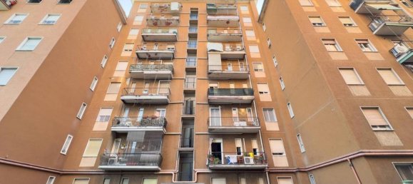 3 rooms Apartment in Cologno Monzese, Italy No. 157472 35