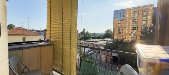 3 rooms Apartment in Cologno Monzese, Italy No. 157472 29