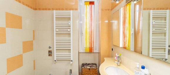 3 rooms Apartment in Cologno Monzese, Italy No. 157472 21