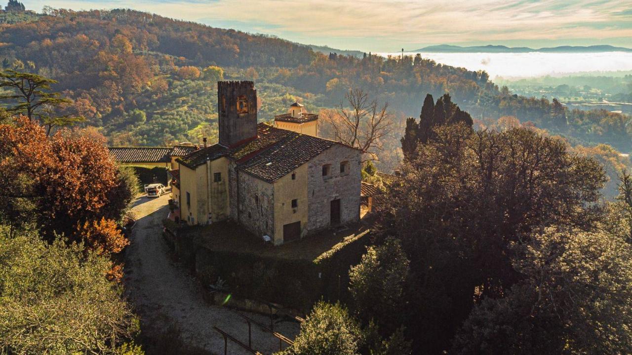 3 rooms Villa in Pistoia, Italy No. 40164