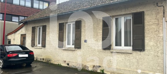 3 Schlafzimmer Haus in Peronne, France, Nr. 237746 2