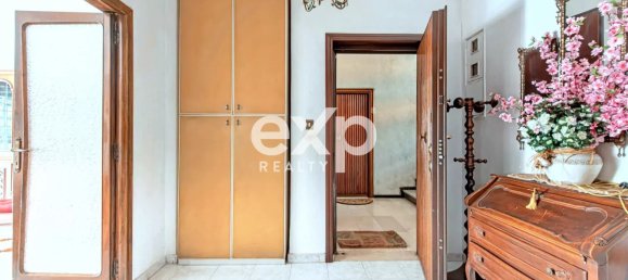 3 bedrooms Apartment in Rome, Italy No. 294144 12