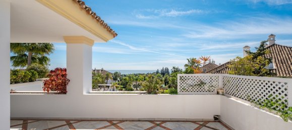 4 bedrooms Penthouse in Marbella Golden Mile, Spain No. 4769 4