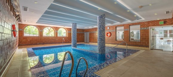 4 bedrooms Penthouse in Marbella Golden Mile, Spain No. 4769 20