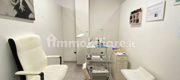2 rooms Commercial property in Bologna, Italy No. 270014 20