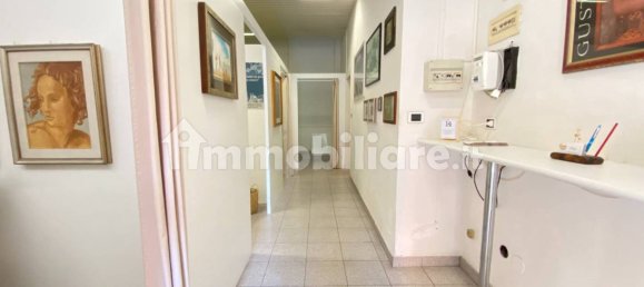 2 rooms Commercial property in Bologna, Italy No. 270014 10