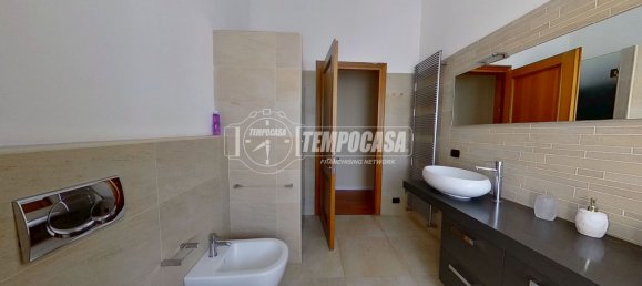 3 bedrooms Apartment in Seveso, Italy No. 59351 8