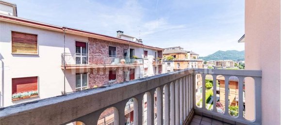 1 chambre Appartement à Varese, Italy No. 375748 8