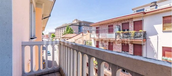 1 chambre Appartement à Varese, Italy No. 375748 7