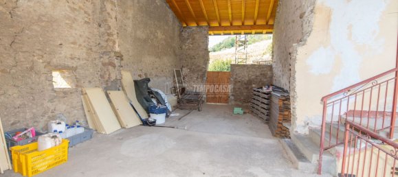 Дом с 4 комнатами в Адрара Сан Мартино, Италия № 104338 6