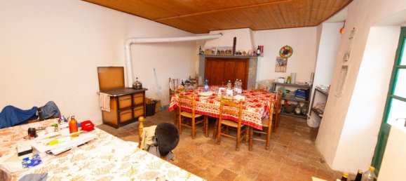 Дом с 4 комнатами в Адрара Сан Мартино, Италия № 104338 4