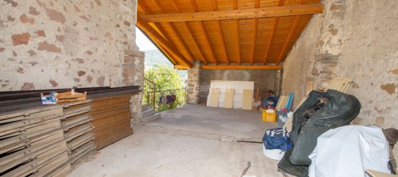 Дом с 4 комнатами в Адрара Сан Мартино, Италия № 104338 7