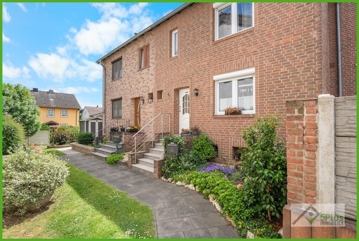 4 rooms Townhouse in Duren, Germany No. 337689